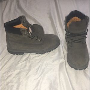Timberlands grey size 5 worn once